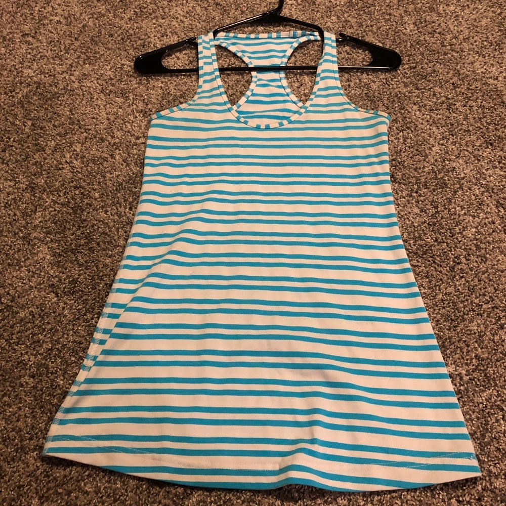 Lululemon tank top size 6.